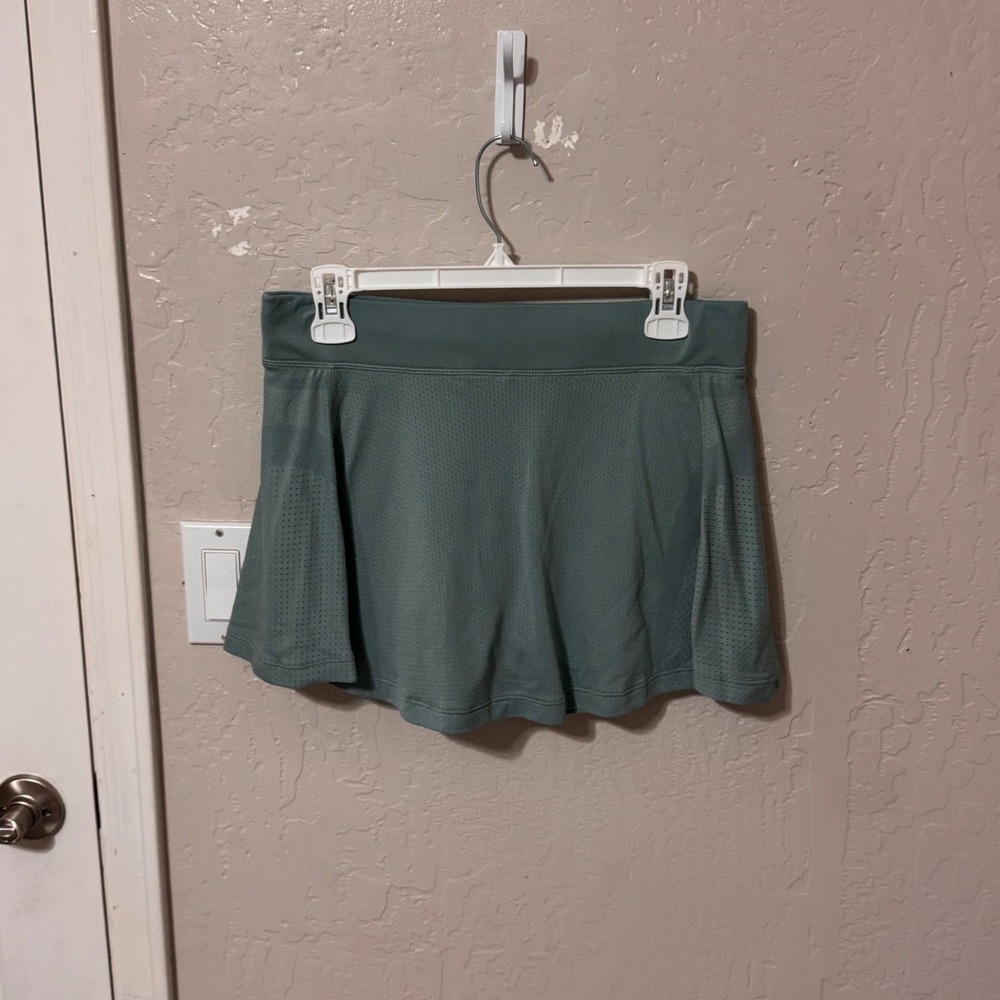Lululemon Pace Rival Mid-Rise Skirt Sage Green Tennis Running Skort Size 10